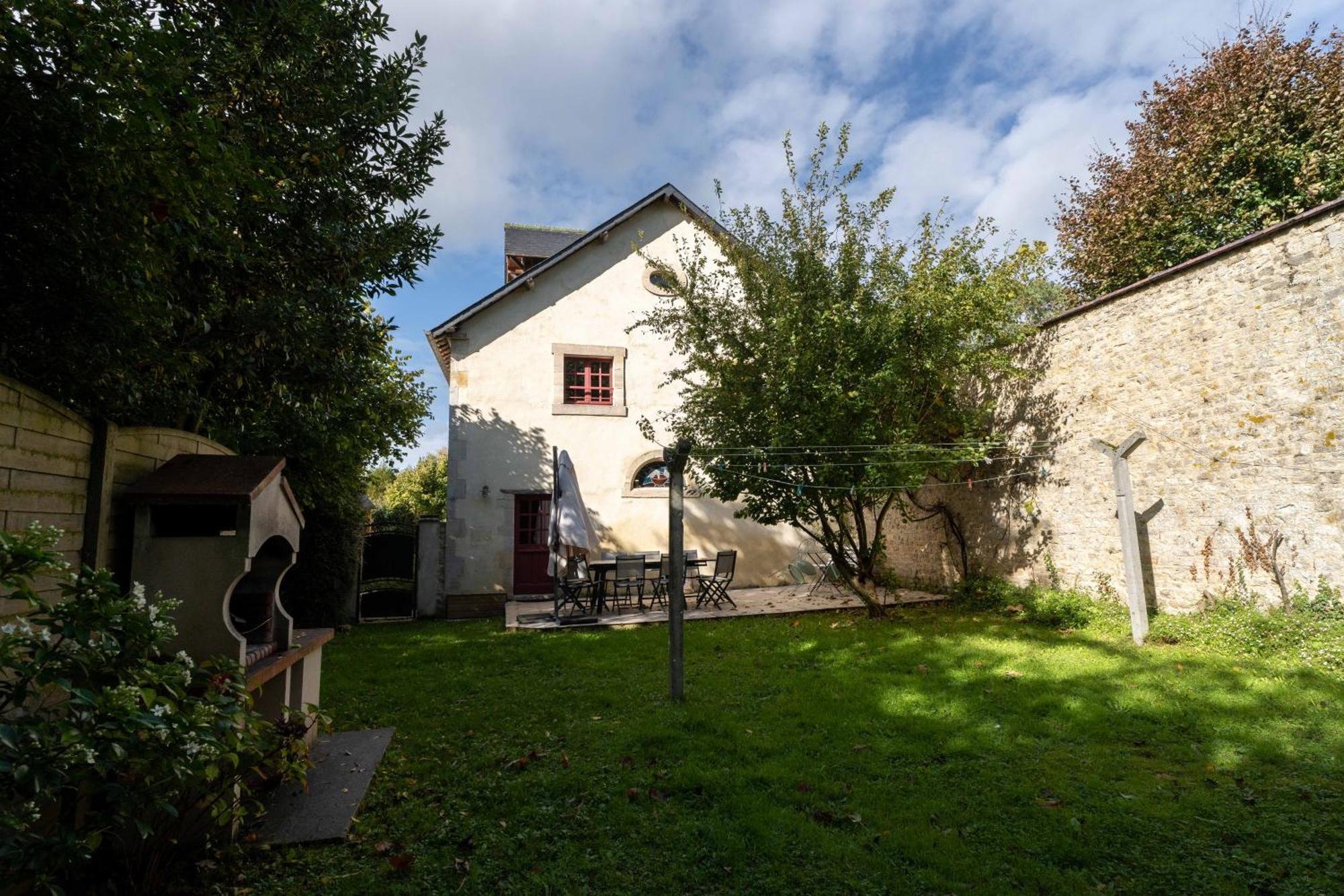הוילה Saint-Martin-des-Entrées Manoir De Damigny מראה חיצוני תמונה
